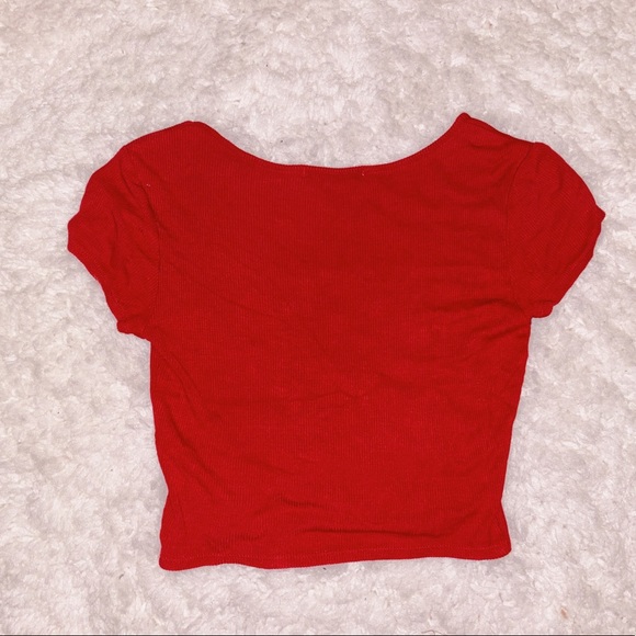 Red crop top - Picture 3 of 3